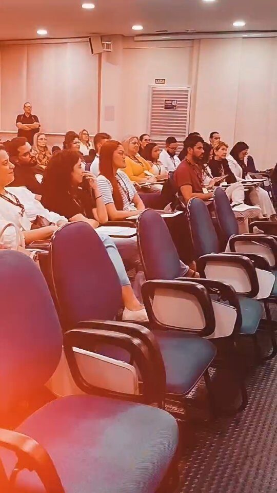 Instagram post from fale.empublico. This post is in position 1.